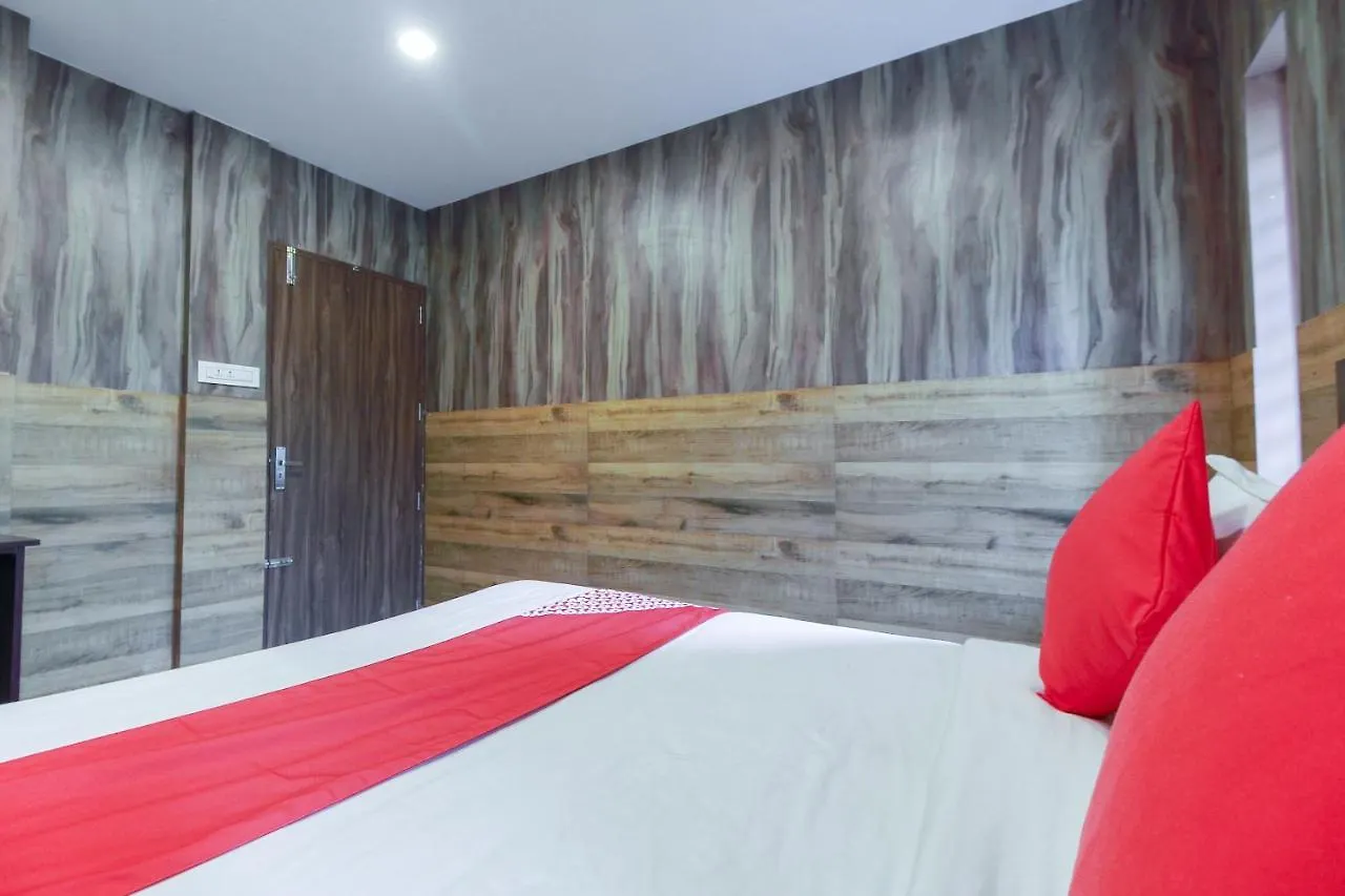 Oyo 26990 Hotel Ivory Grande Kalpetta