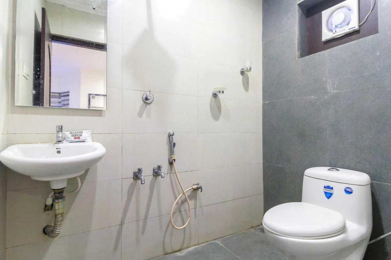 Oyo 26990 Hotel Ivory Grande Kalpetta India